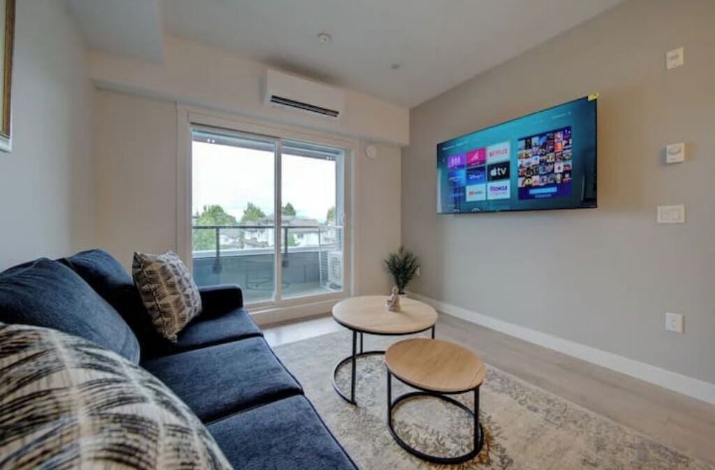 Photo of Livingroom in Newton