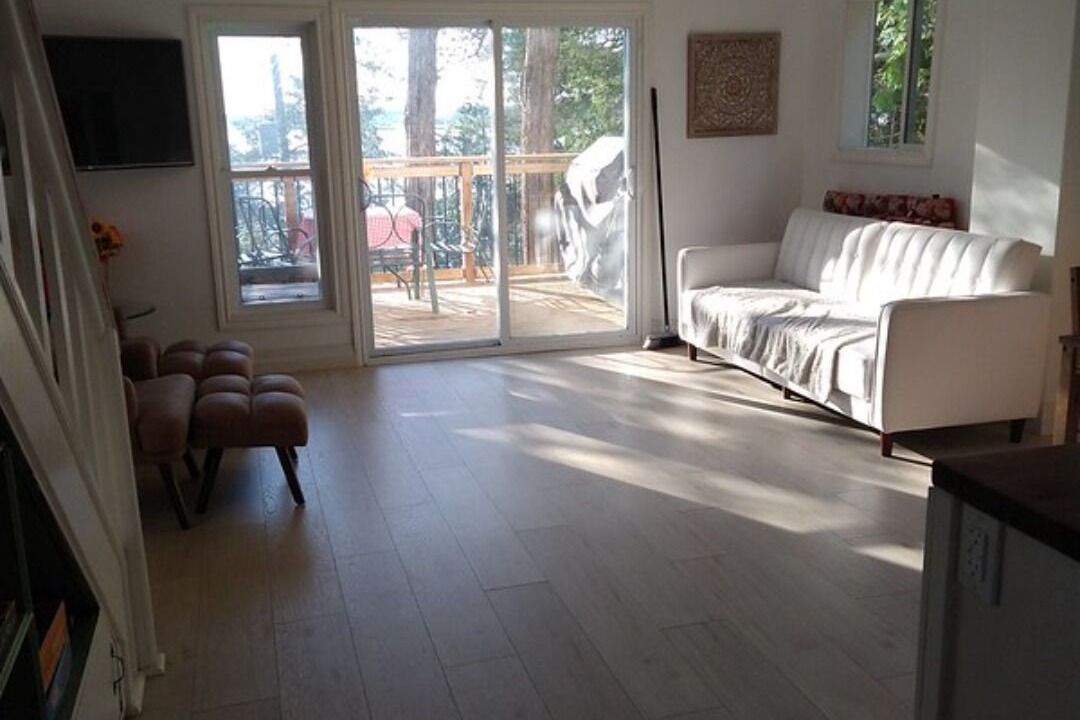 Photo of Livingroom in Greater Napanee