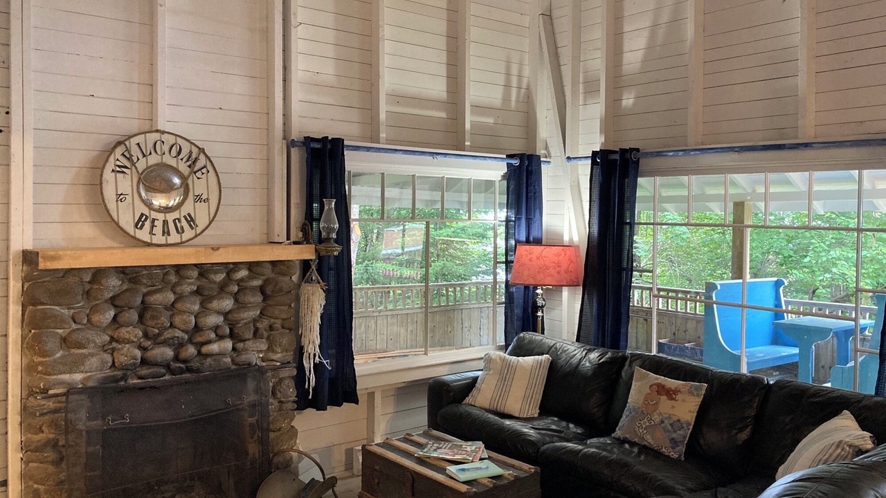 Photo of Livingroom in Summerville Centre