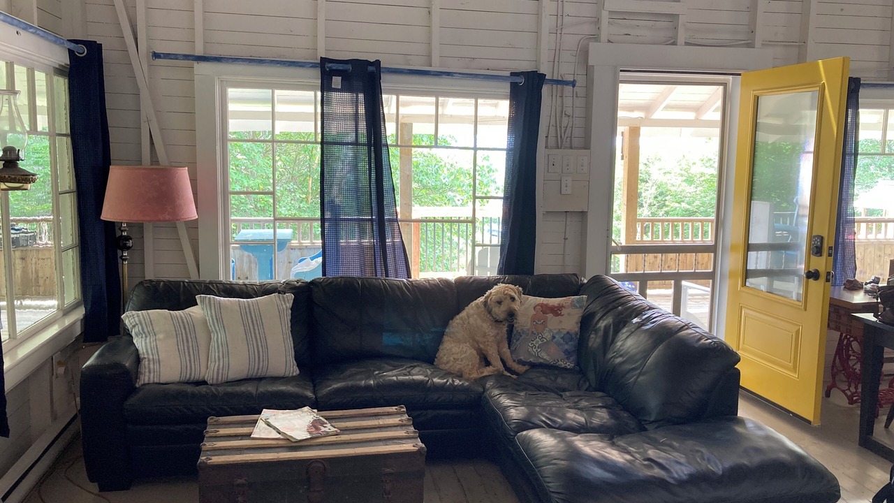 Photo of Livingroom in Summerville Centre
