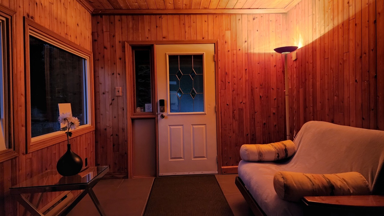 Photo of Livingroom in Lester Beach