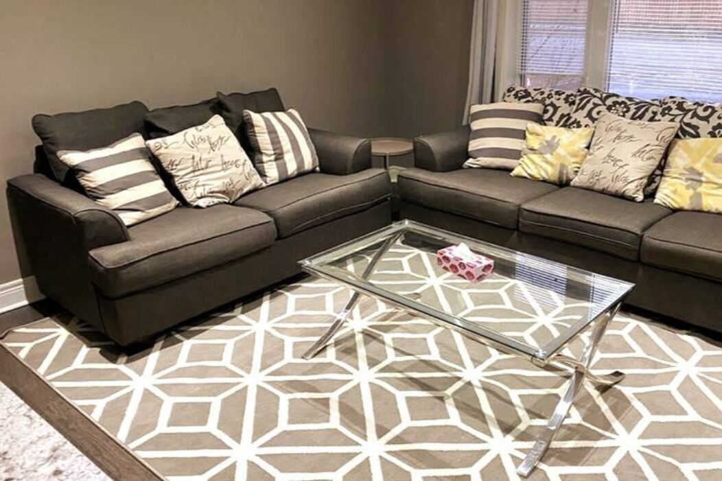 Photo of Livingroom in Niagara Falls