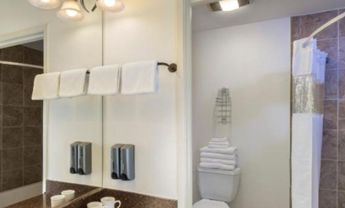 Photo of Bathroom in Wahweap