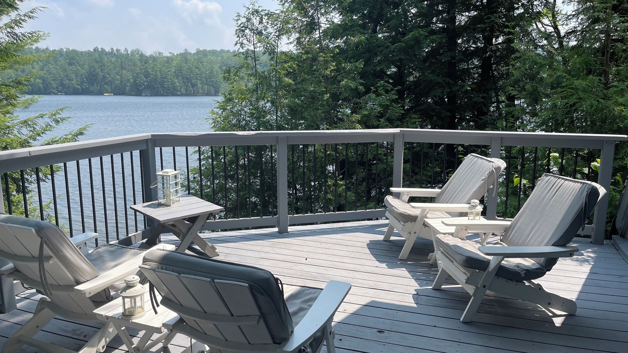Photo of Patio Balcony in Val-des-Monts