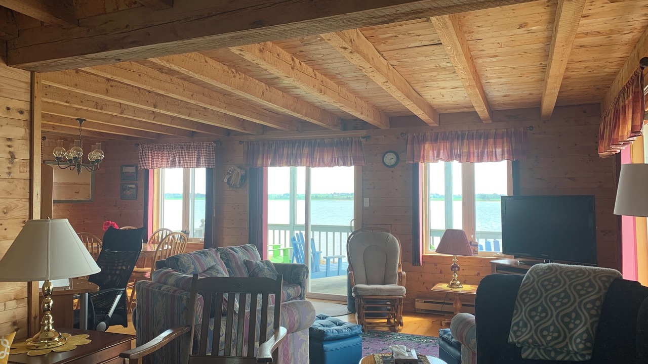 Photo of Livingroom in Bayside