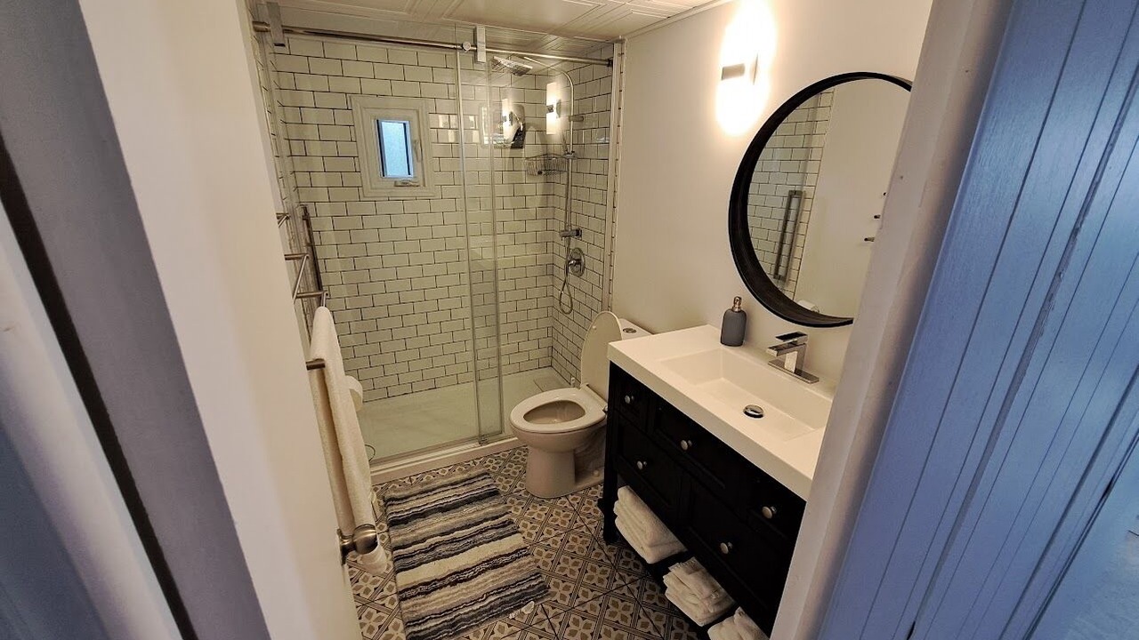 Photo of Bathroom in Riviere-du-Loup Regional County Municipality