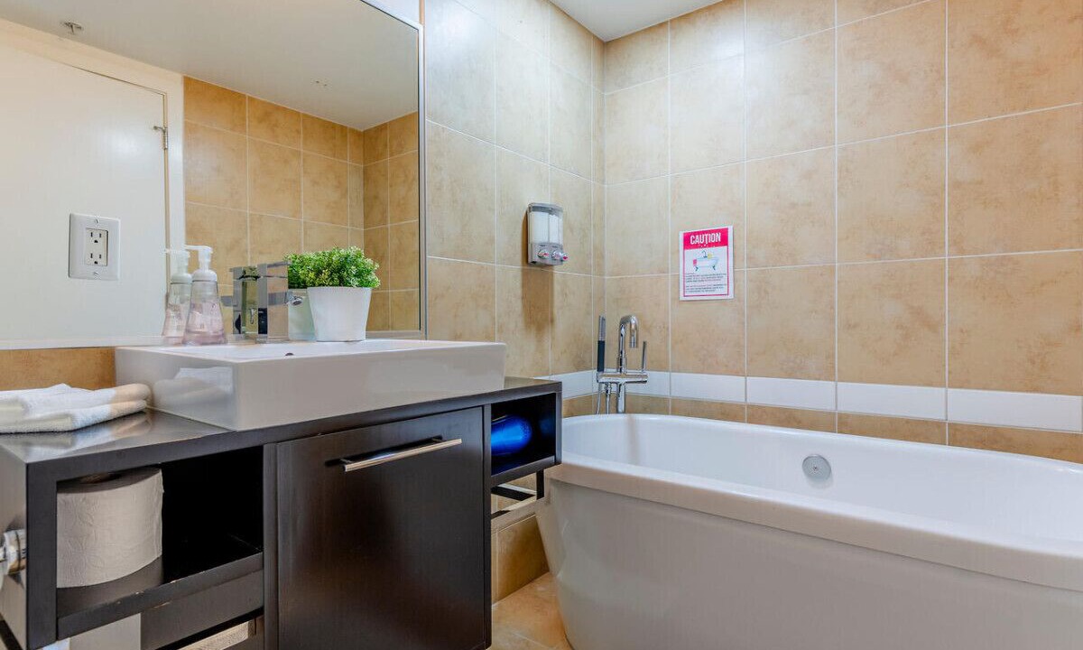 Photo of Bathroom in Crosstown