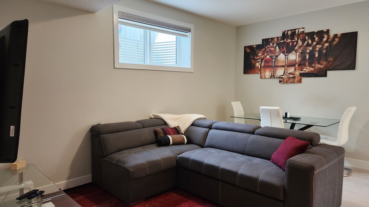 Photo of Livingroom in Southwest Edmonton
