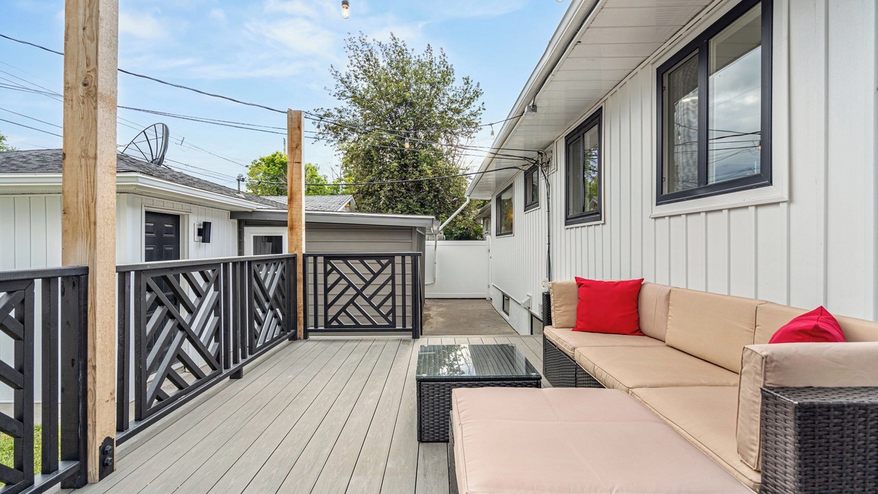 Photo of Patio Balcony in Haysboro