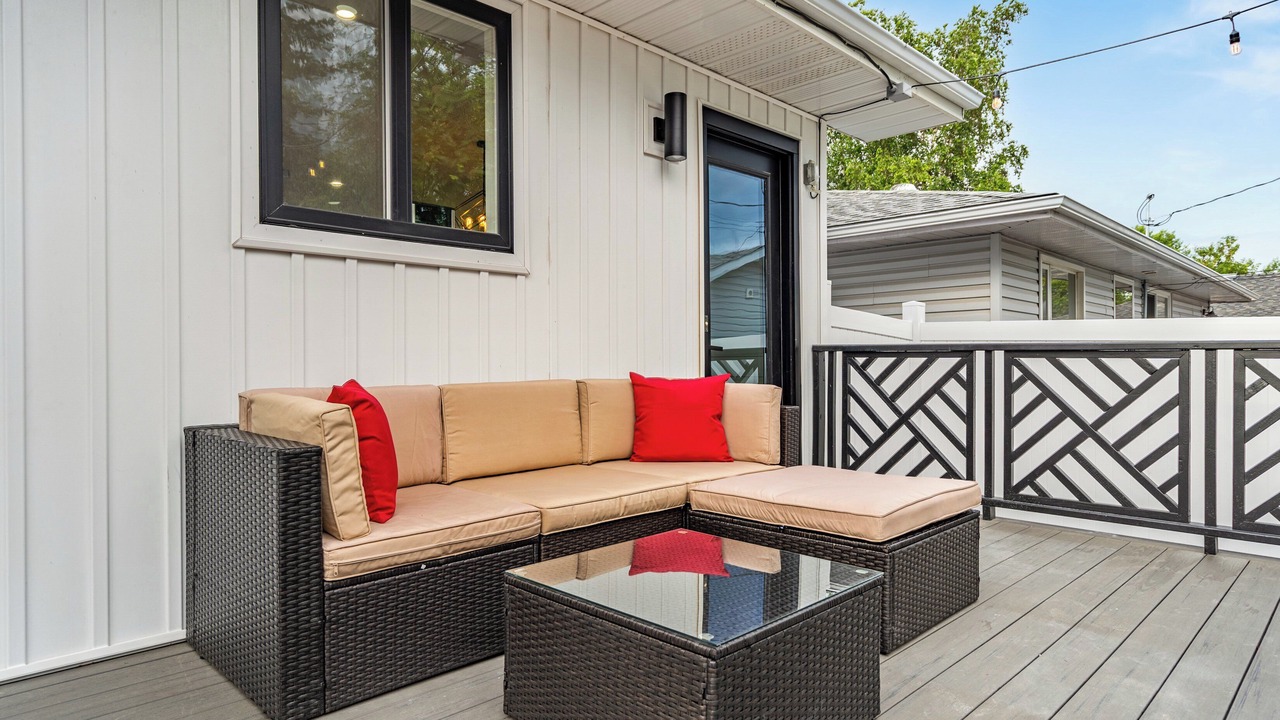 Photo of Patio Balcony in Haysboro