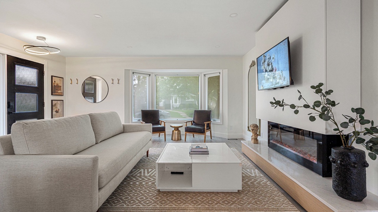 Photo of Livingroom in Haysboro