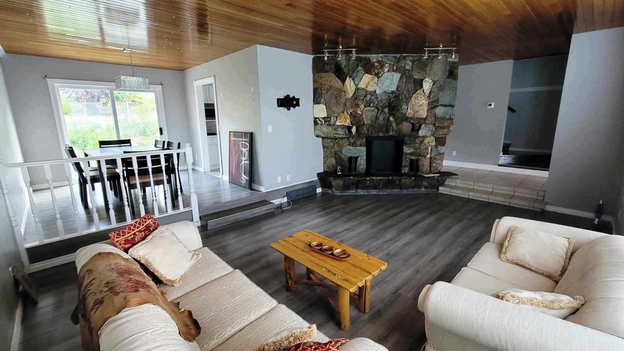 Photo of Livingroom in Kamloops