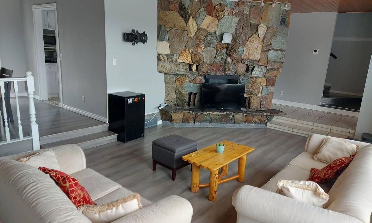 Photo of Livingroom in Kamloops
