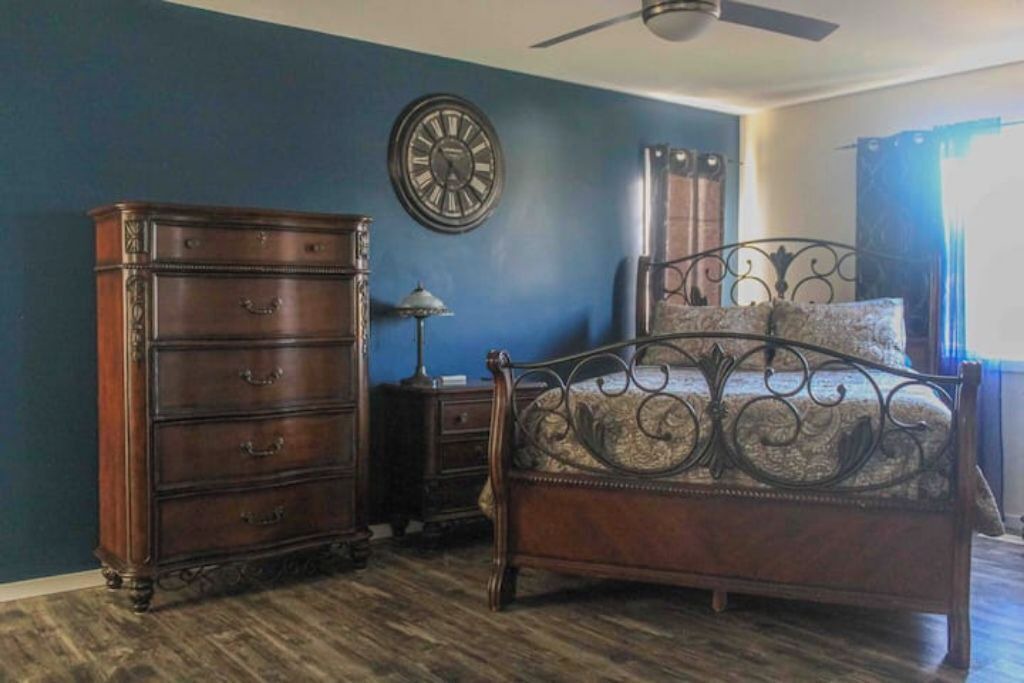 Photo of Bedroom in South Pandosy