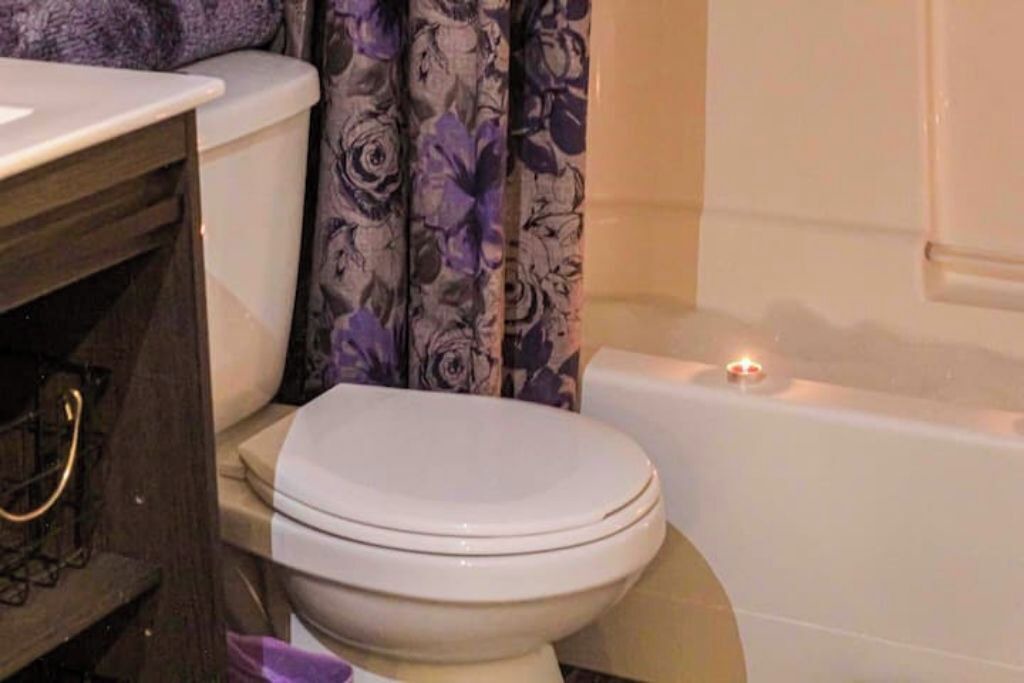 Photo of Bathroom in South Pandosy