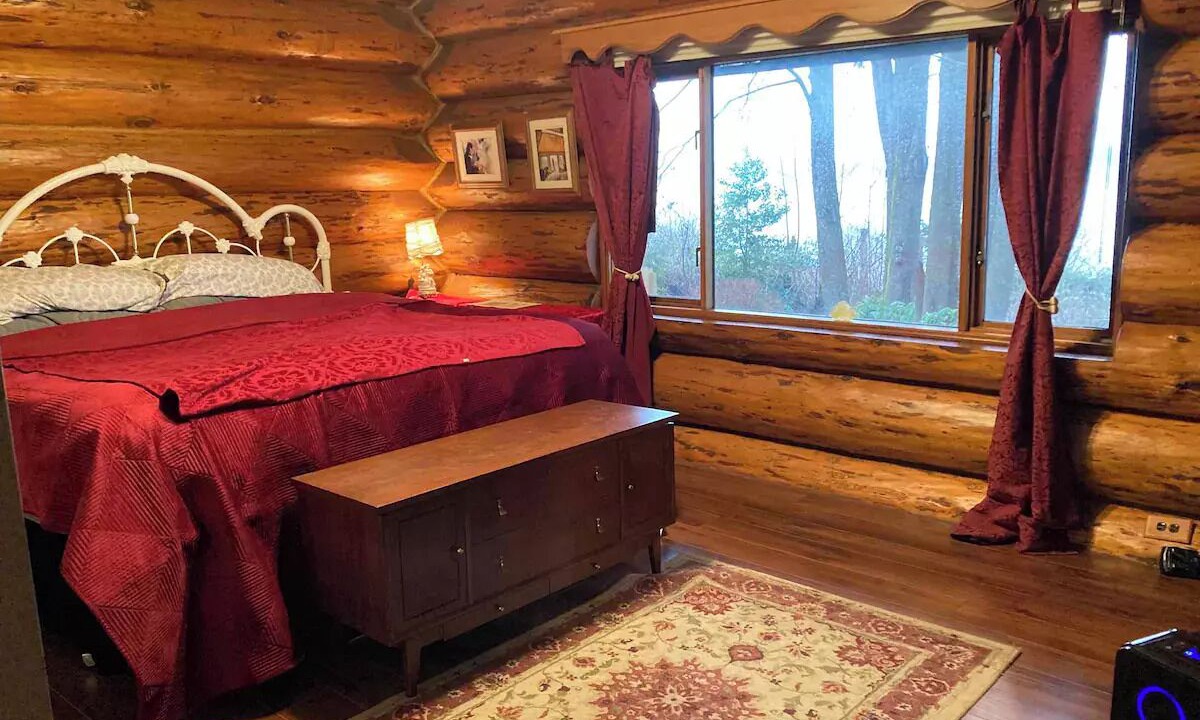 Photo of Bedroom in Union Bay