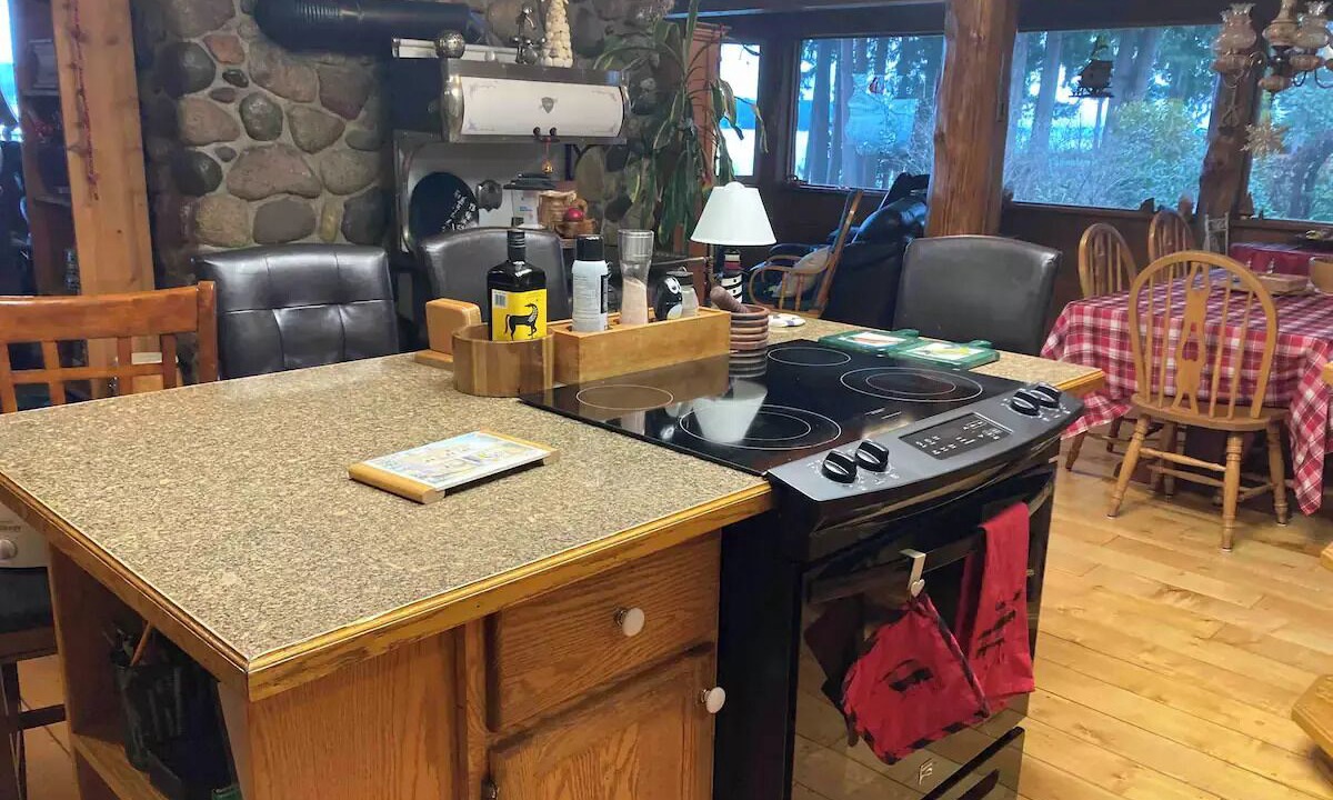Photo of Kitchen in Union Bay