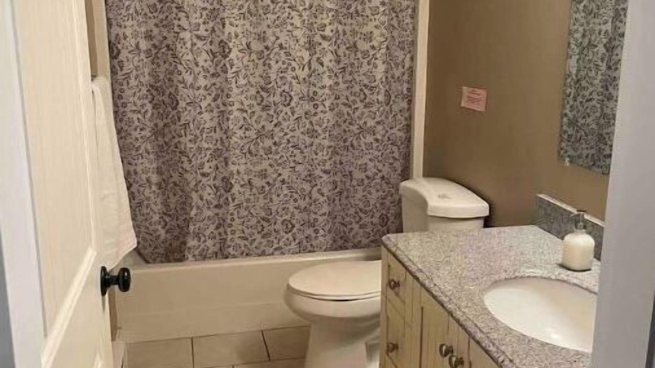 Photo of Bathroom in Lac Le Jeune