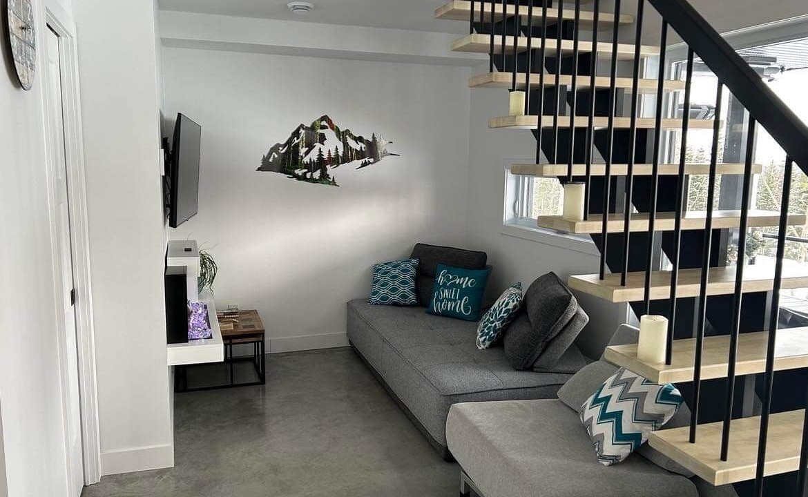 Photo of Livingroom in Adstock