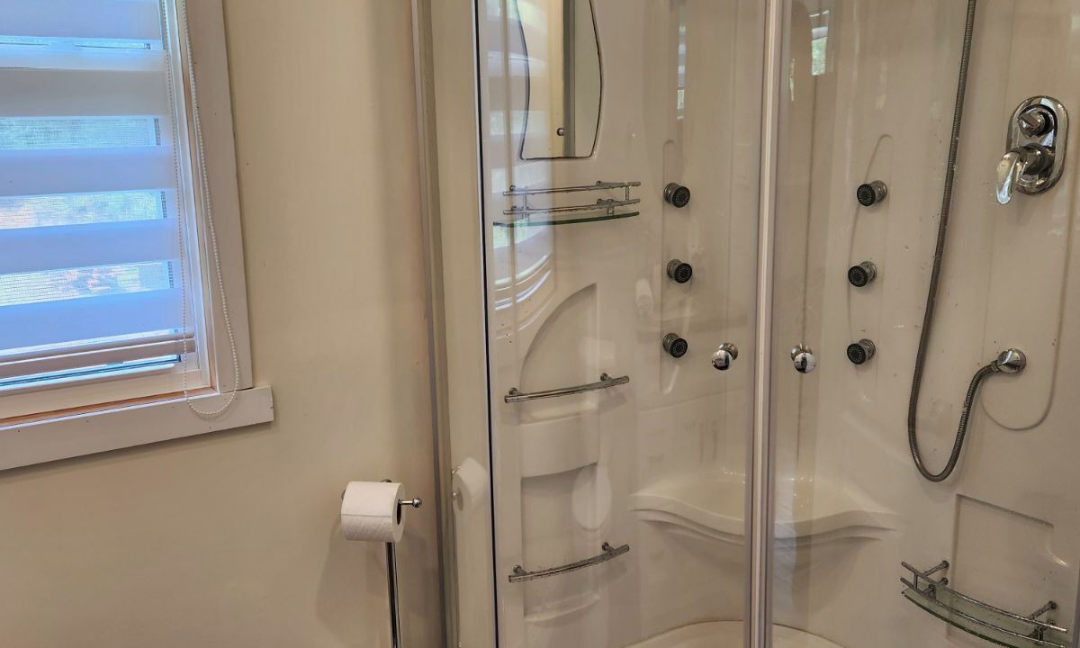 Photo of Bathroom in Killaloe