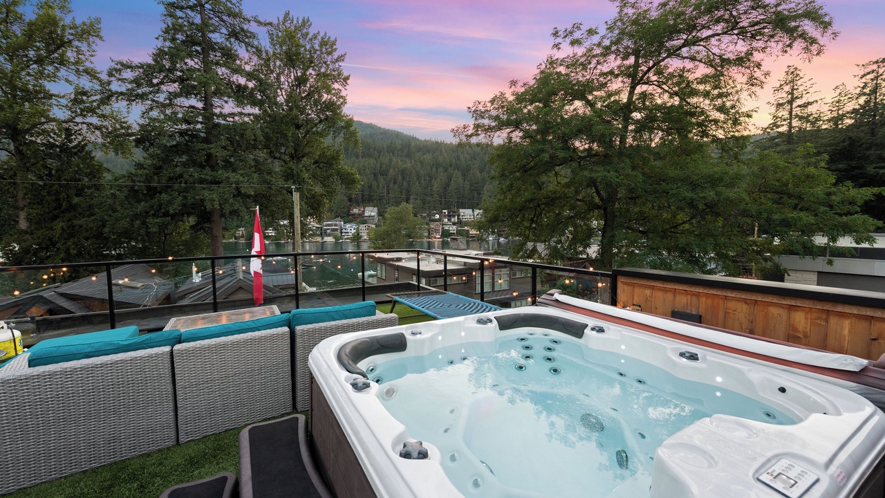 Photo of Outdoor in Cultus Lake