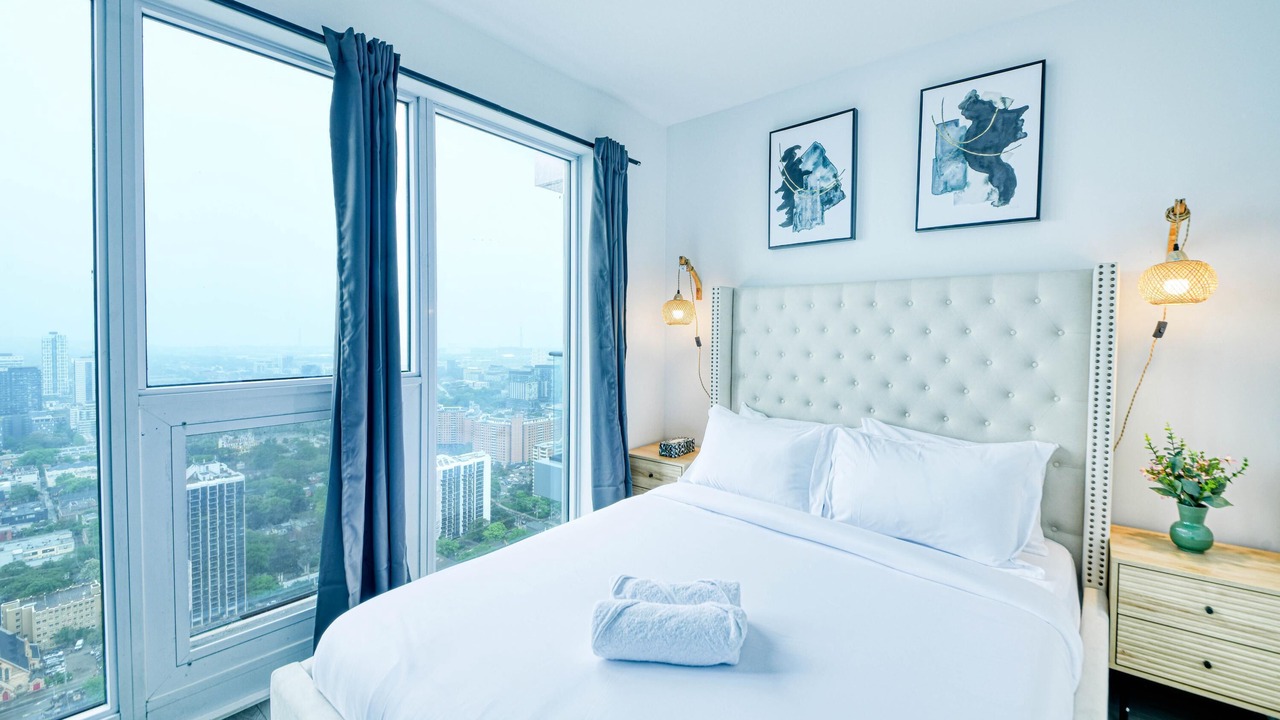 Photo of Bedroom in Garden District