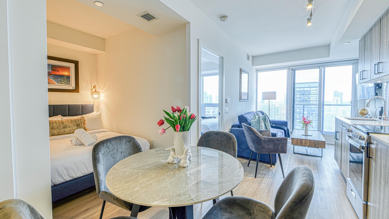 Photo of Livingroom in Garden District
