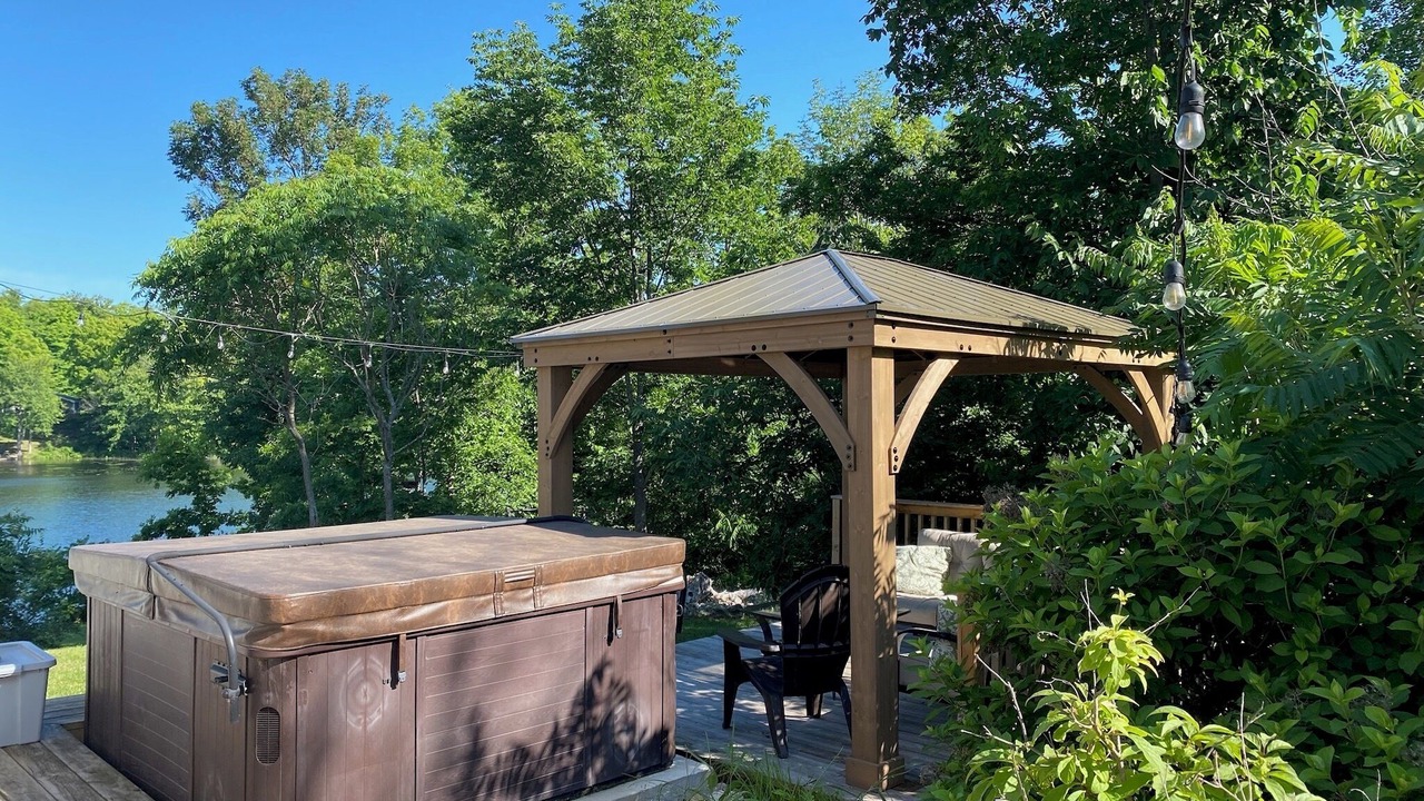 Photo of Outdoor in Frontenac