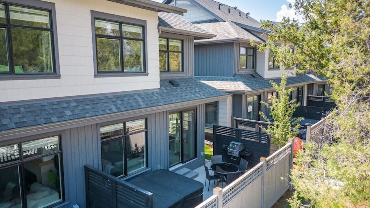 Photo of Patio Balcony in East Kootenay