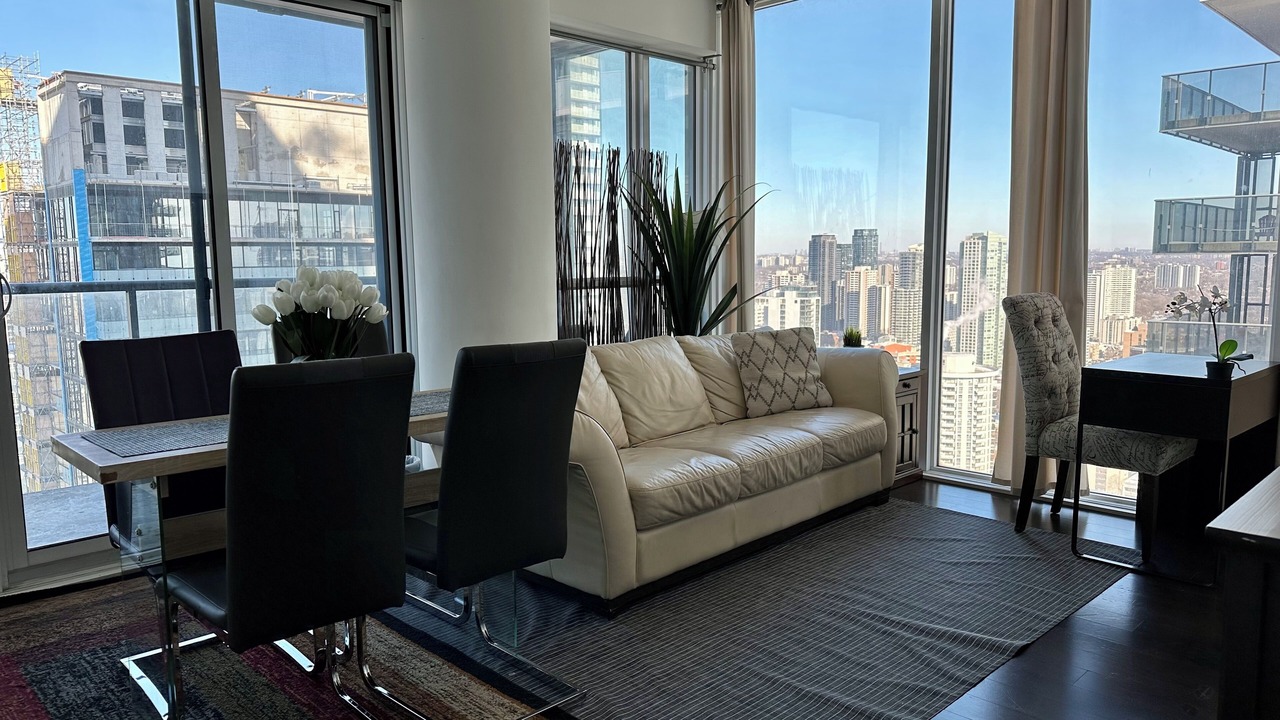 Photo of Livingroom in Bay Cloverhill