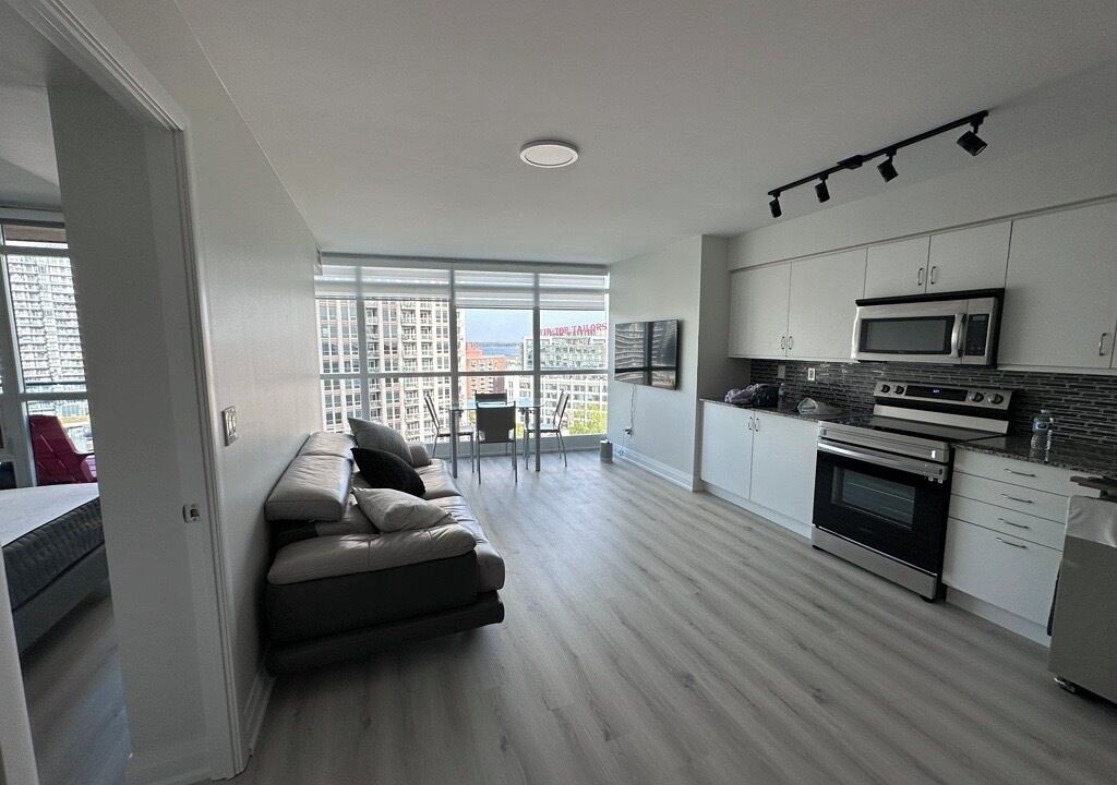 Photo of Livingroom in Fort York
