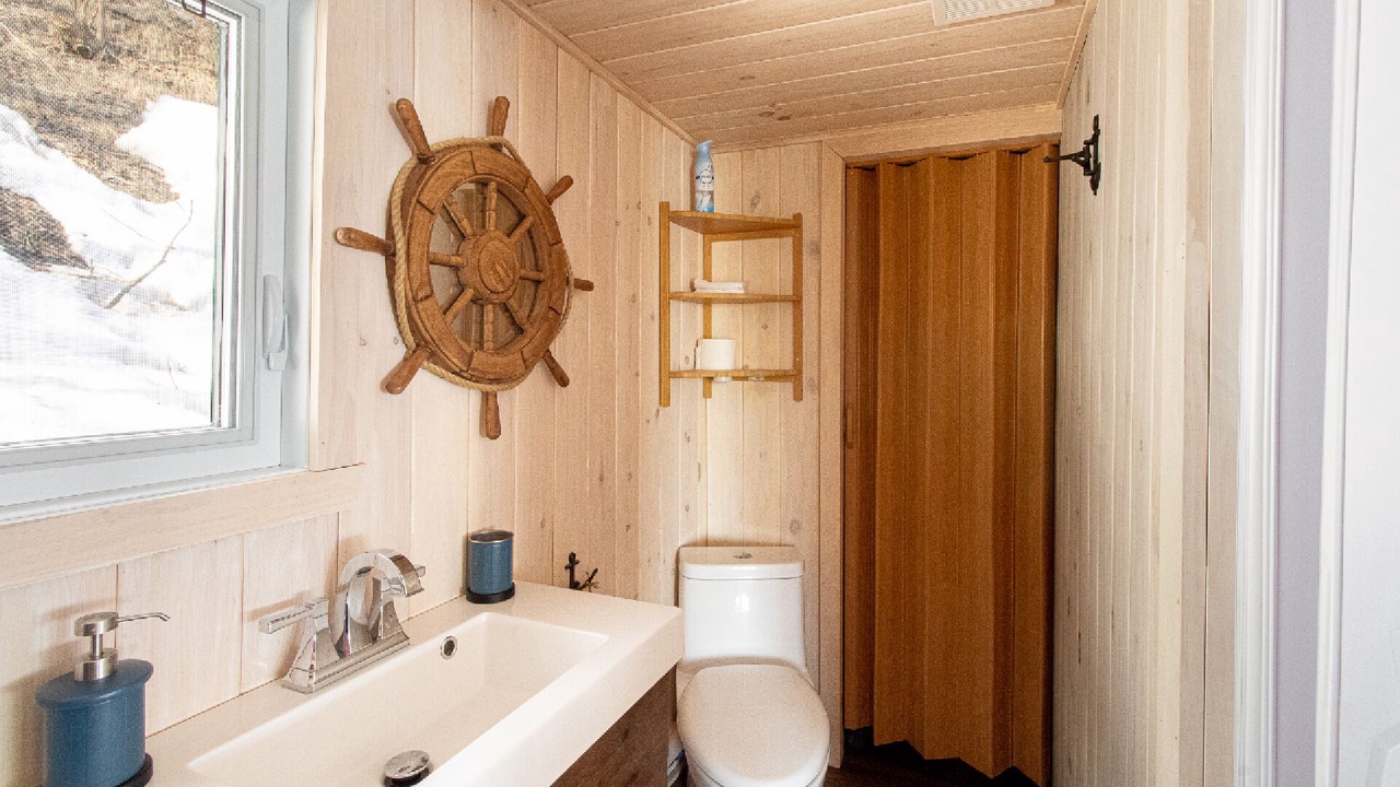 Photo of Bathroom in Deschambault-Grondines