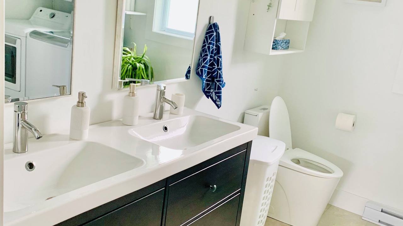 Photo of Bathroom in Pointe-du-Chene