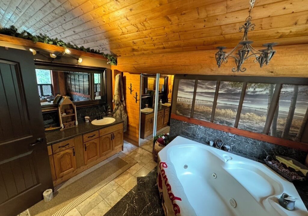 Photo of Bathroom in Popkum