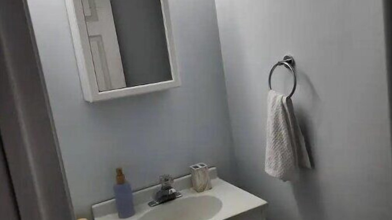 Photo of Bathroom in Lake Cowichan