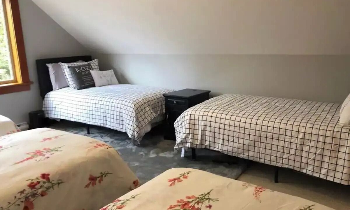 Photo of Bedroom in Central Saanich