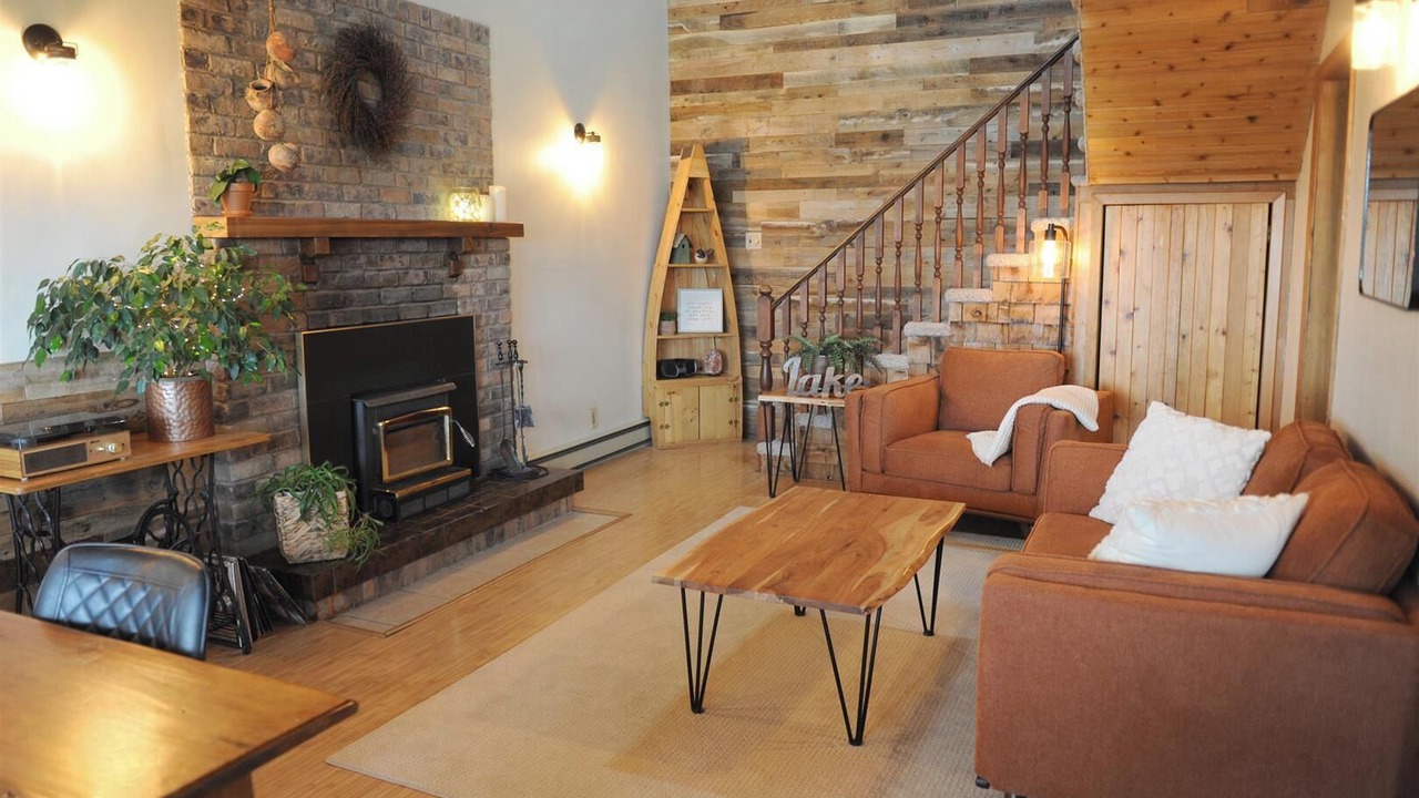 Photo of Livingroom in Saskatchewan