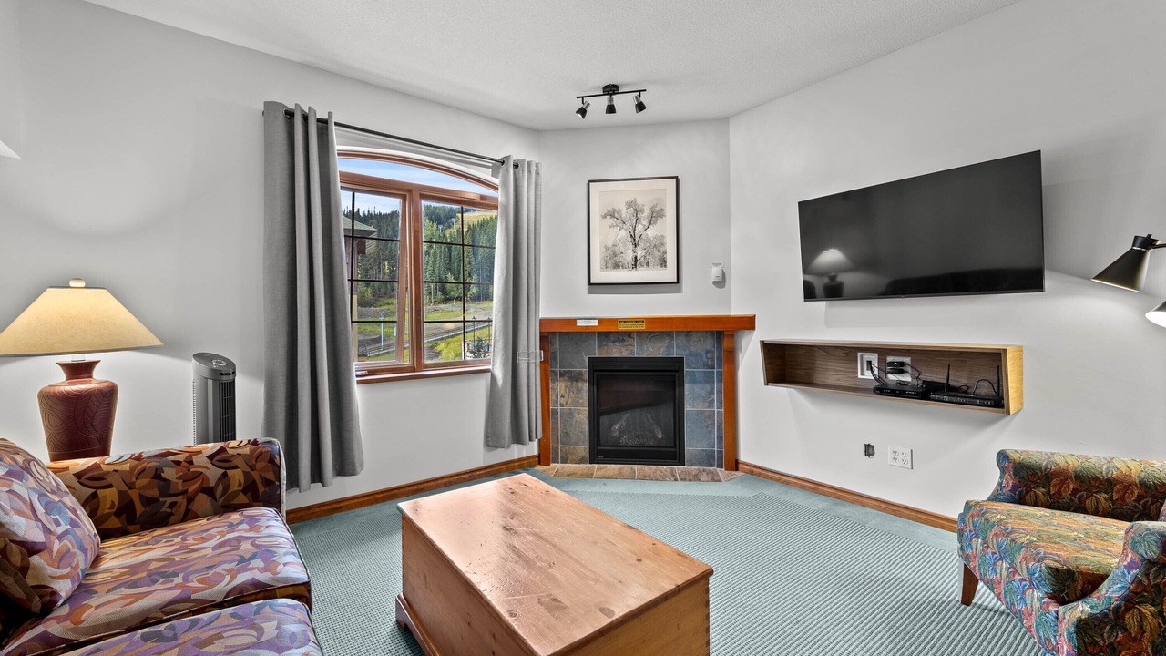 Photo of Livingroom in Sun Peaks