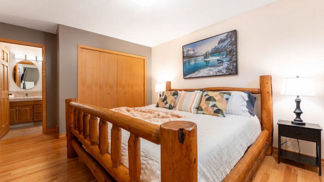Photo of Bedroom in Jasper East