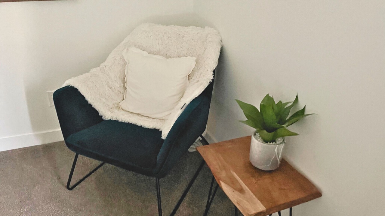Photo of Livingroom in North Central Edmonton
