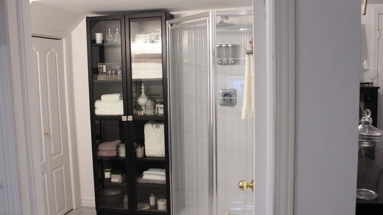 Photo of Bathroom in Downtown Gatineau