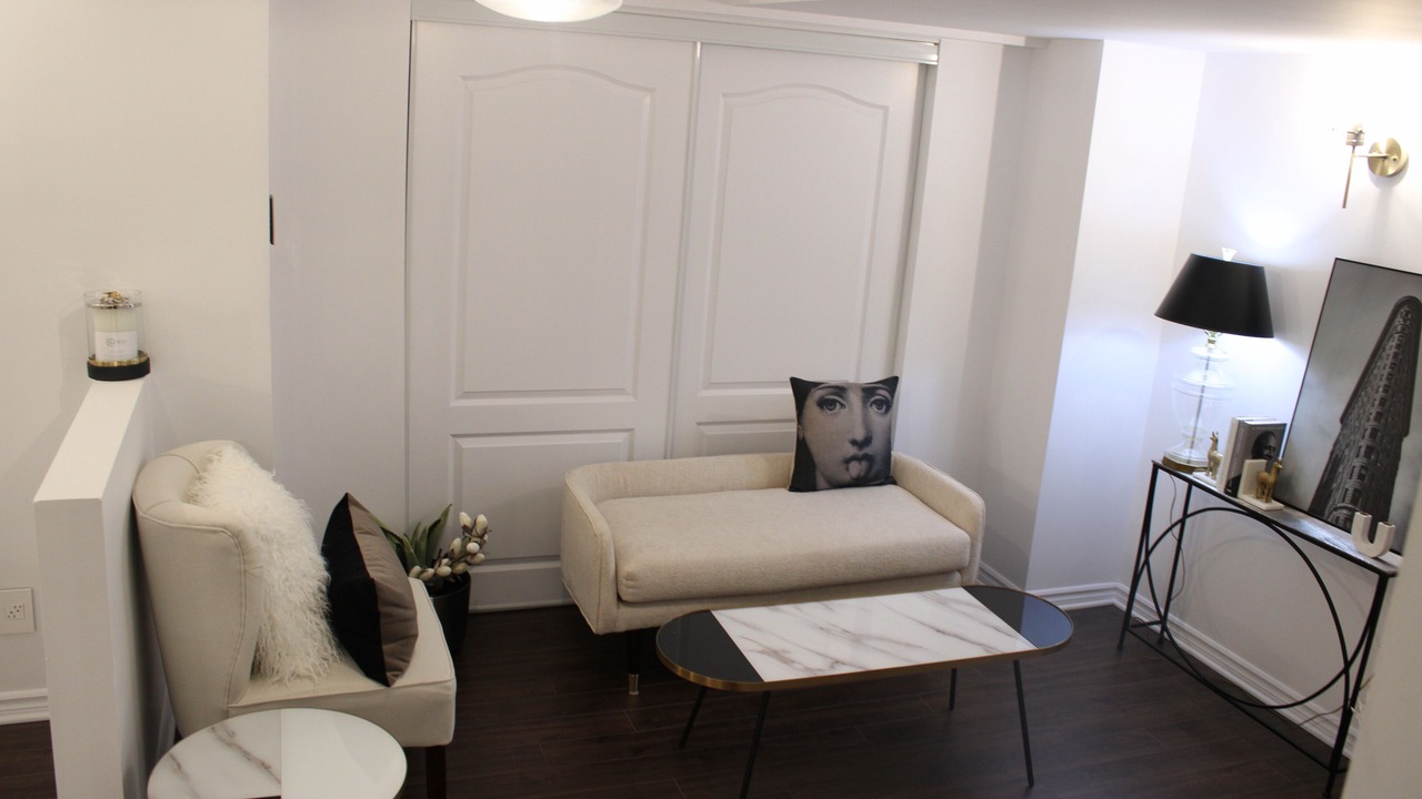 Photo of Livingroom in Downtown Gatineau