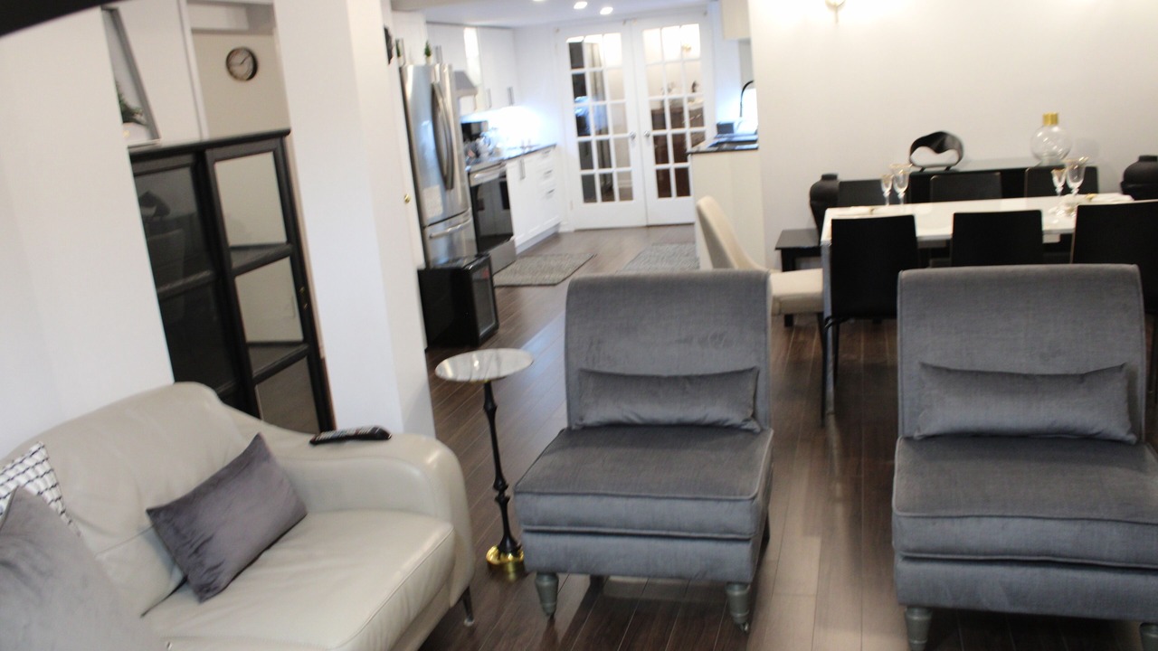 Photo of Livingroom in Downtown Gatineau