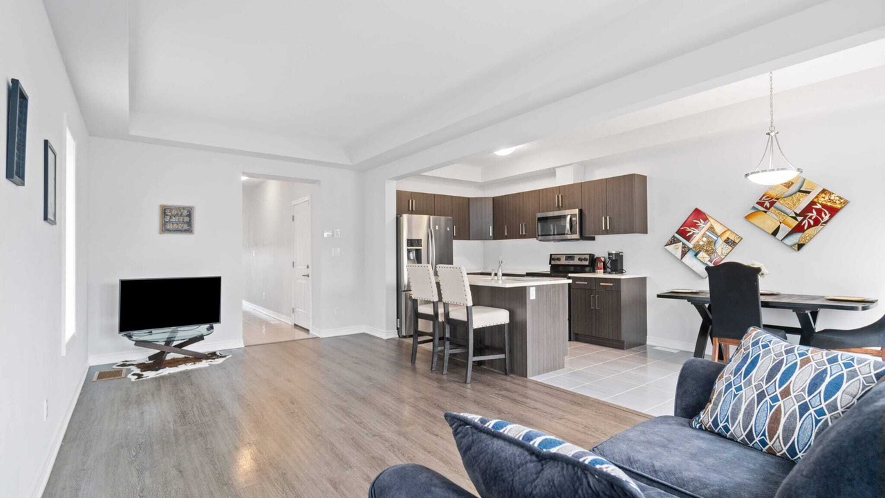 Photo of Livingroom in Welland