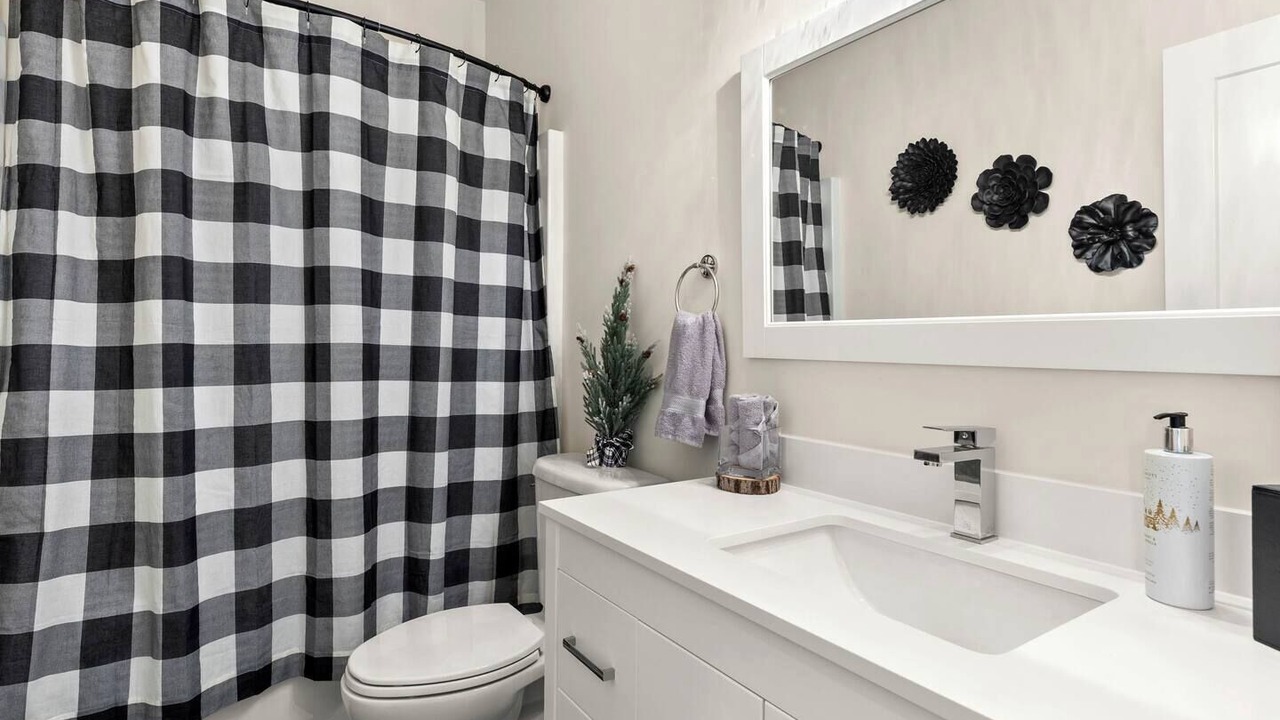 Photo of Bathroom in Sun Peaks