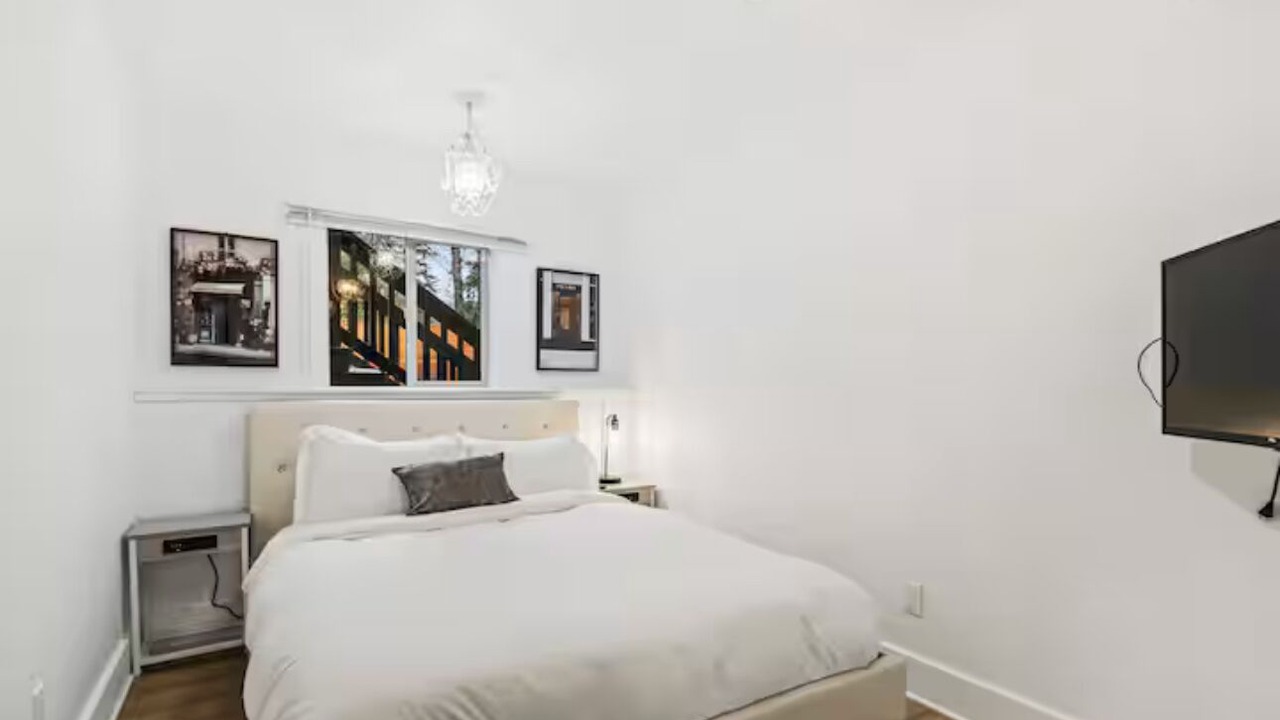 Photo of Bedroom in Swansea Point