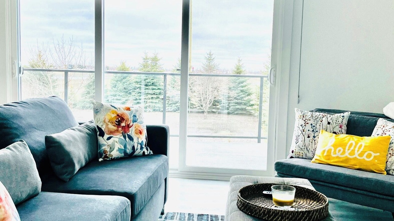 Photo of Livingroom in Winkler
