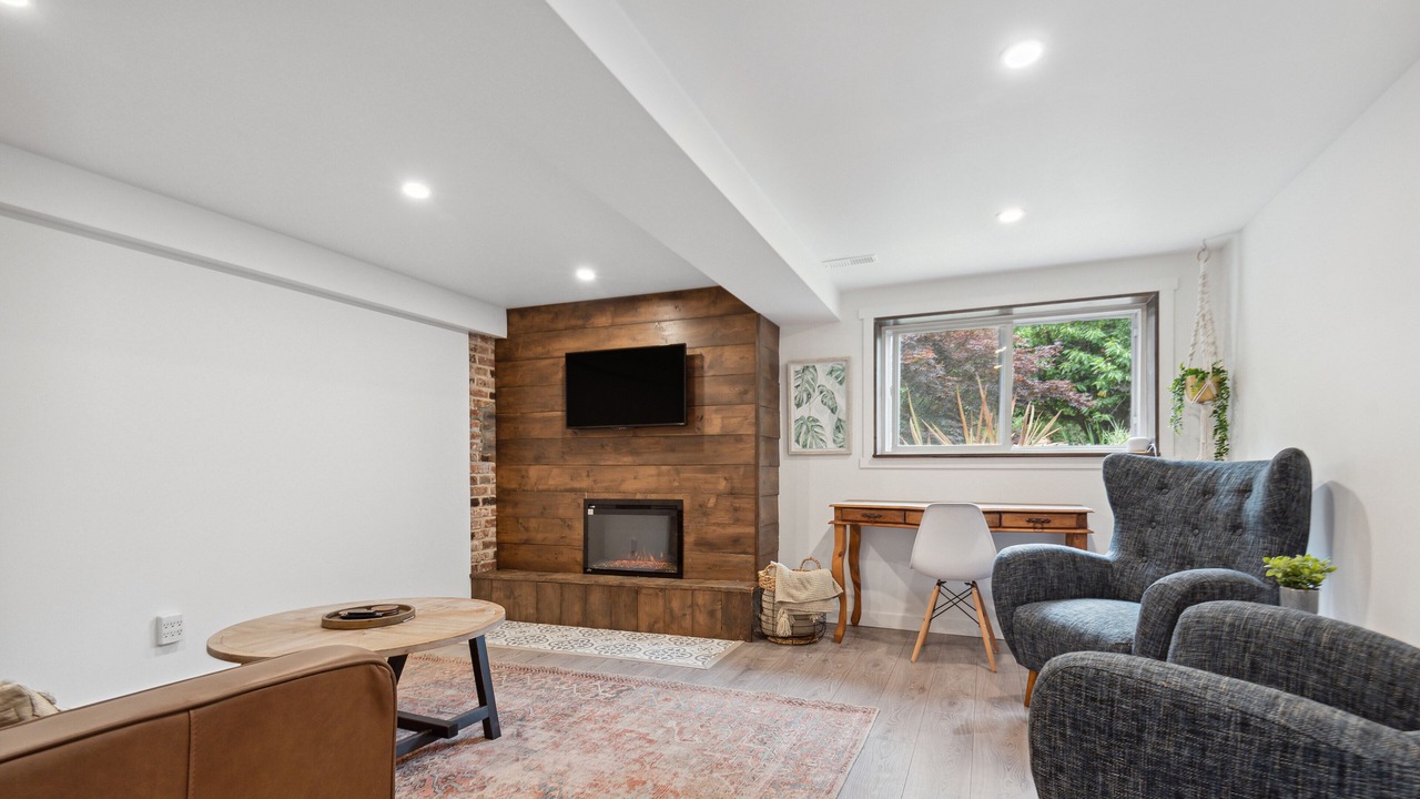 Photo of Livingroom in Cobble Hill