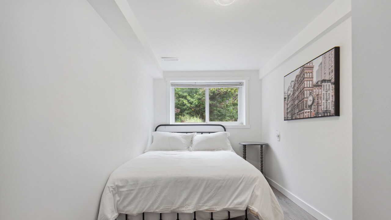 Photo of Bedroom in Cobble Hill