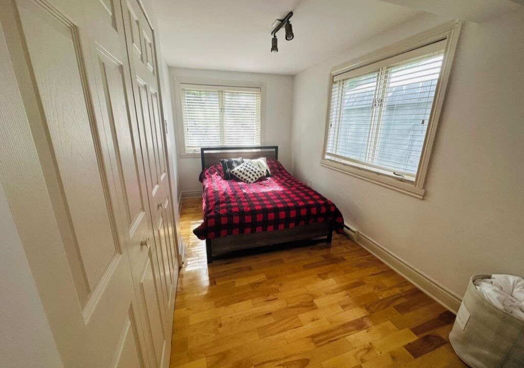 Photo of Bedroom in Sainte-Marguerite-du-Lac-Masson